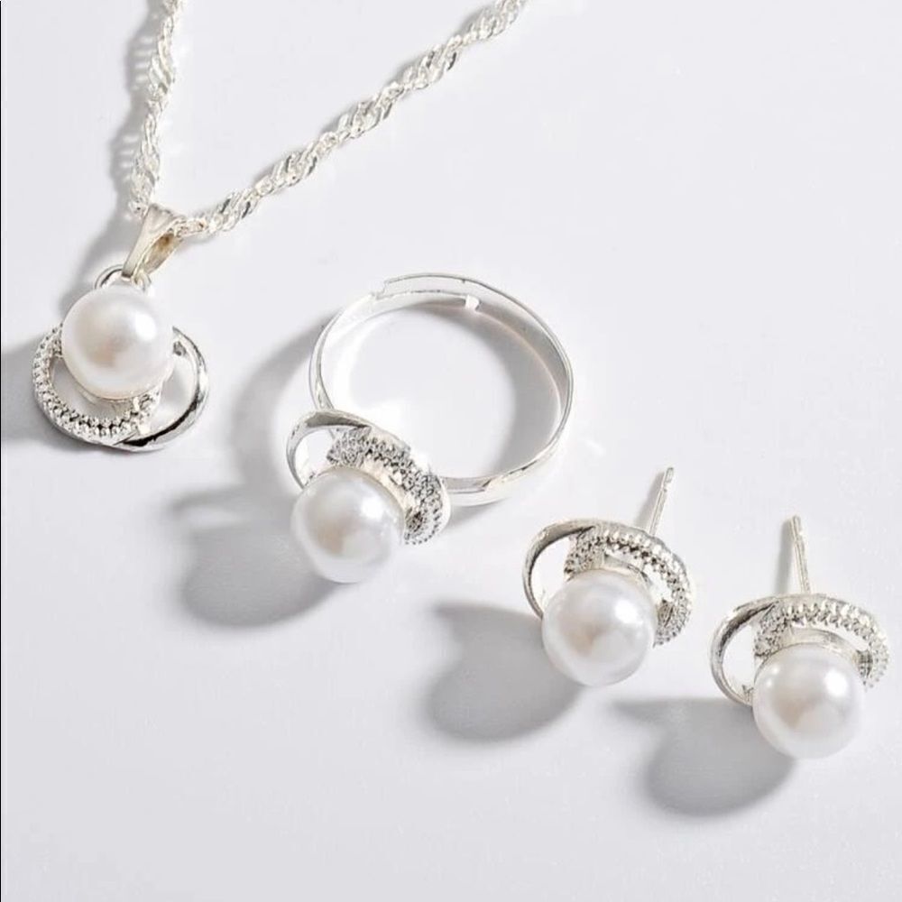 3 Piece Necklace Set